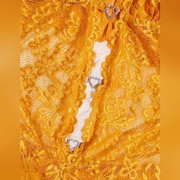 2/$50 Sheer Yellow Barbiecore Sexy Baddie Summer Lace Butterly Teddy M-(#1,417) - Picture 3 of 6